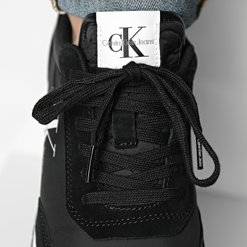 Baskets Retro Runner 0746 Black Bright White