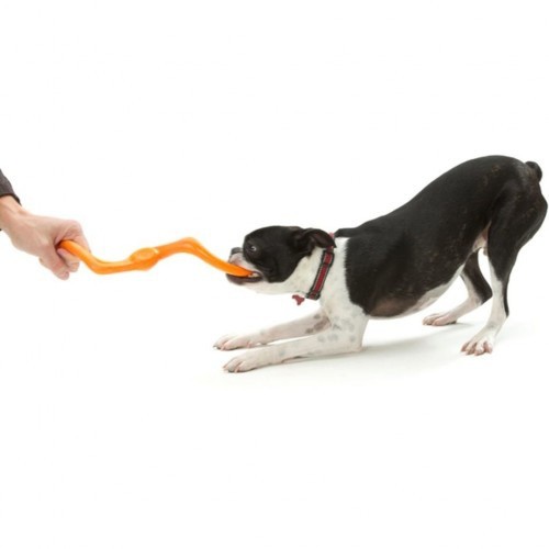 Brinquedo laranja em forma de S para cães