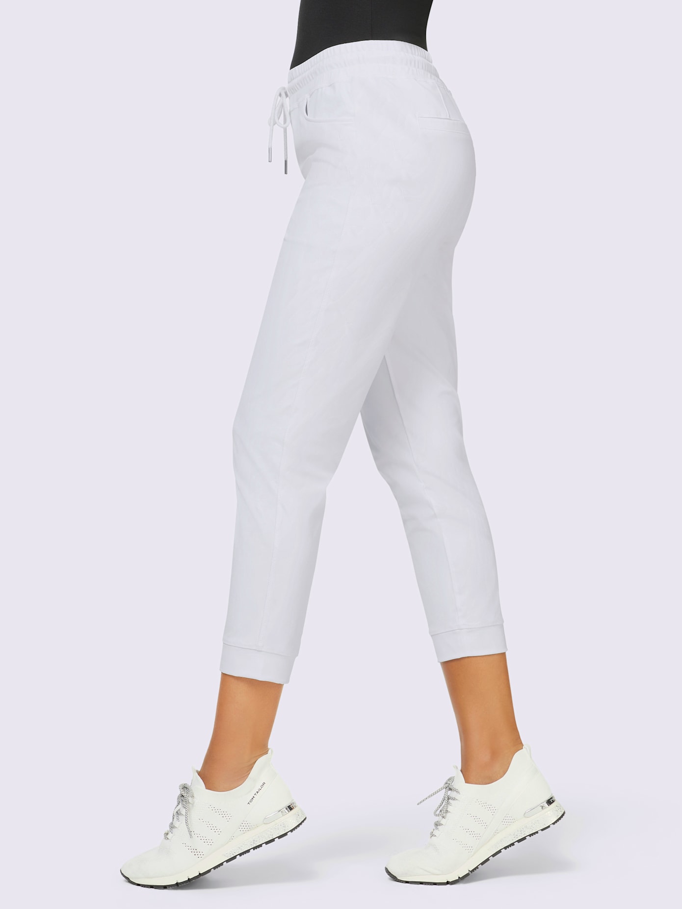 Pantalon couture flatlock aux finitions