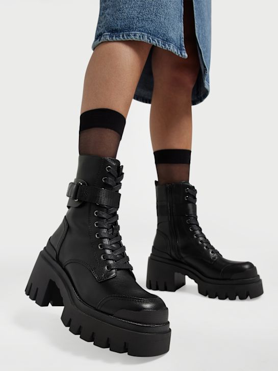 Catwalk Schnür-Stiefelette Schwarz