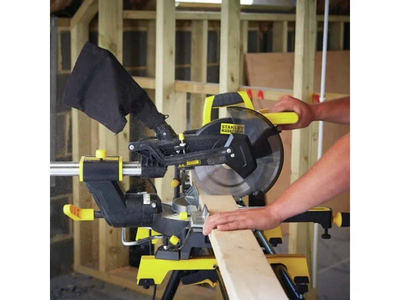 Stanley Fatmax FME721 - Skydekomponent-geringsav - 1500 W - 216 mm