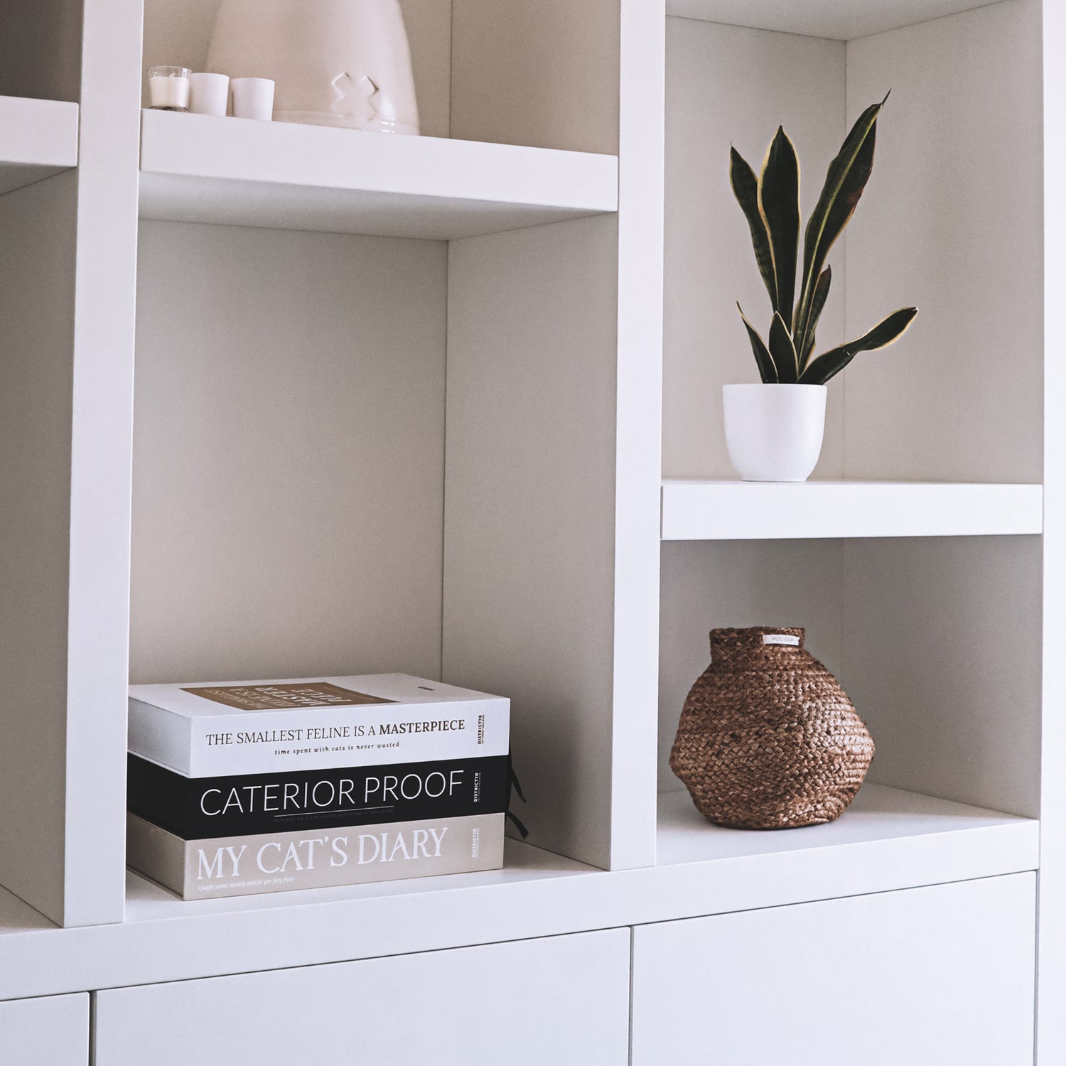 District 70 krabkarton Caterio boek zwart 36 x 25 x 6 cm