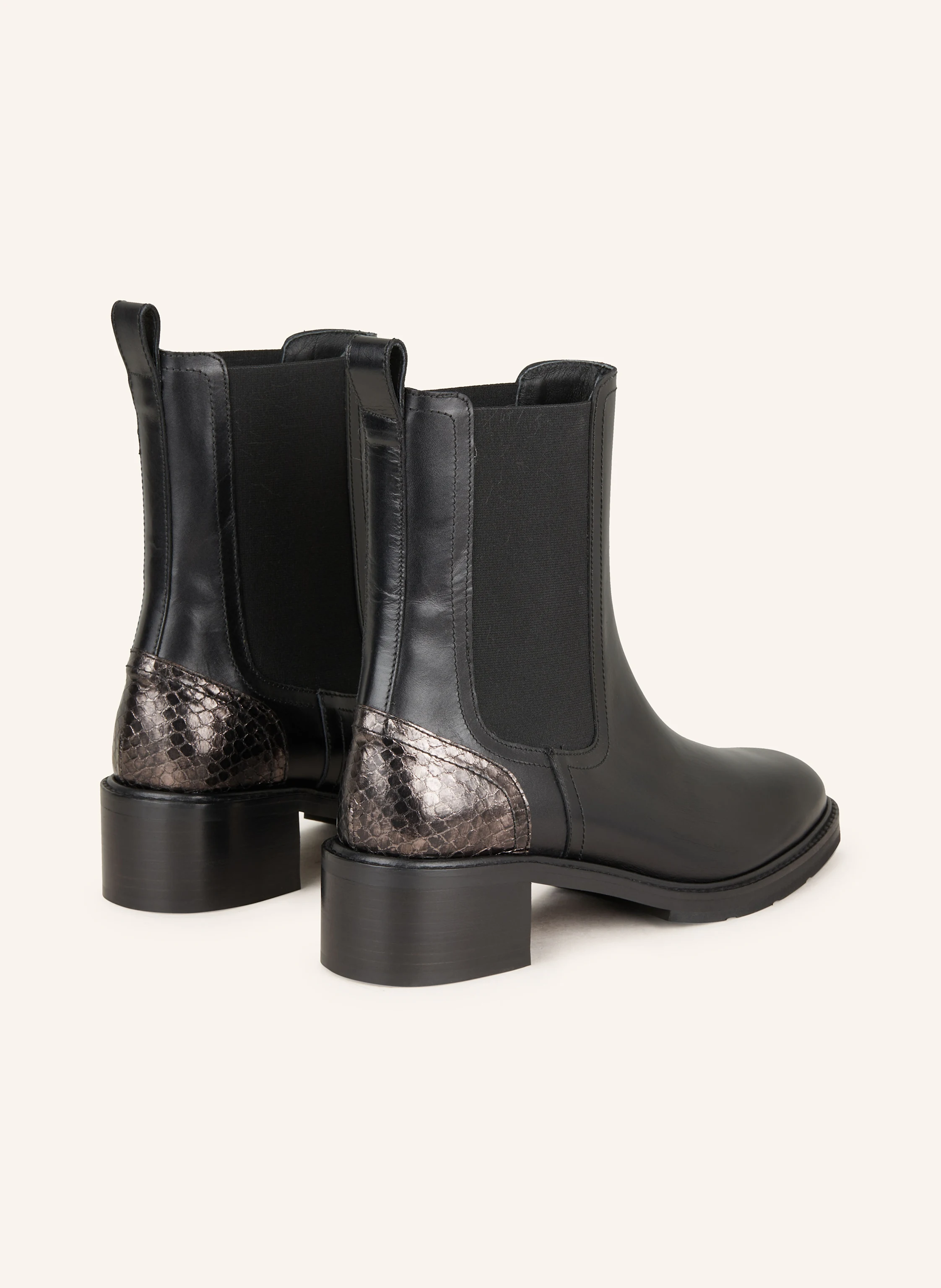 Pertini Chelsea Boots