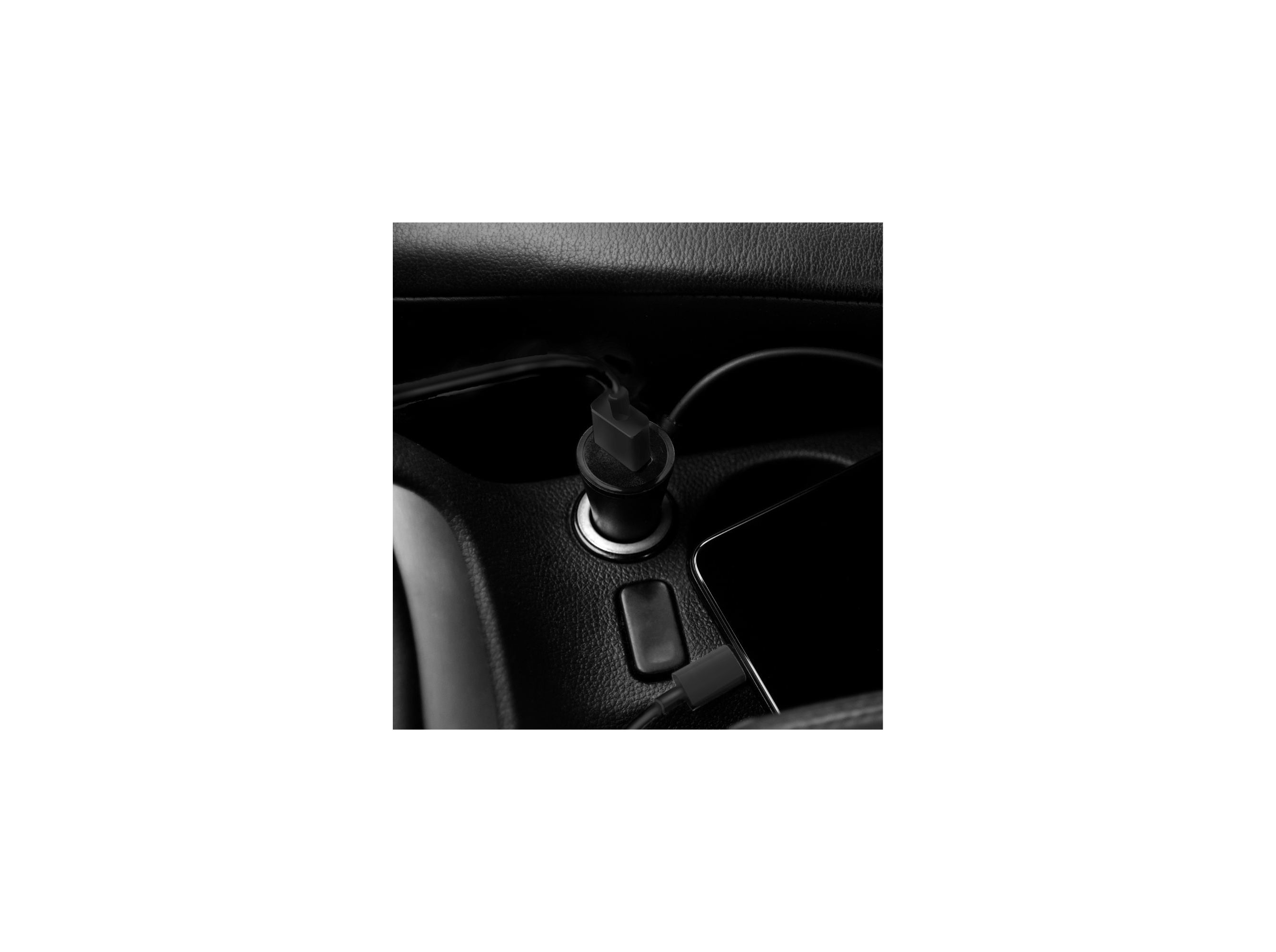 CARREGADOR TELEMOVEL QILIVE 600173827 CARRO 1 USB 12W USB