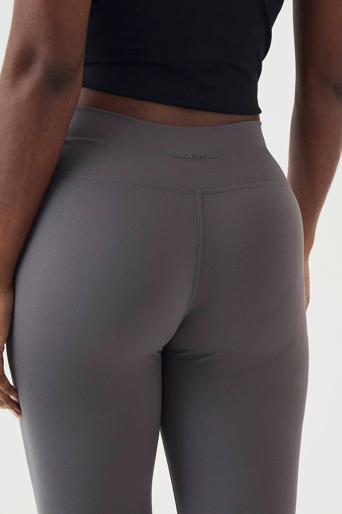 Legging DSGN Studio Ultra Sculpt Taille Haute 7/8