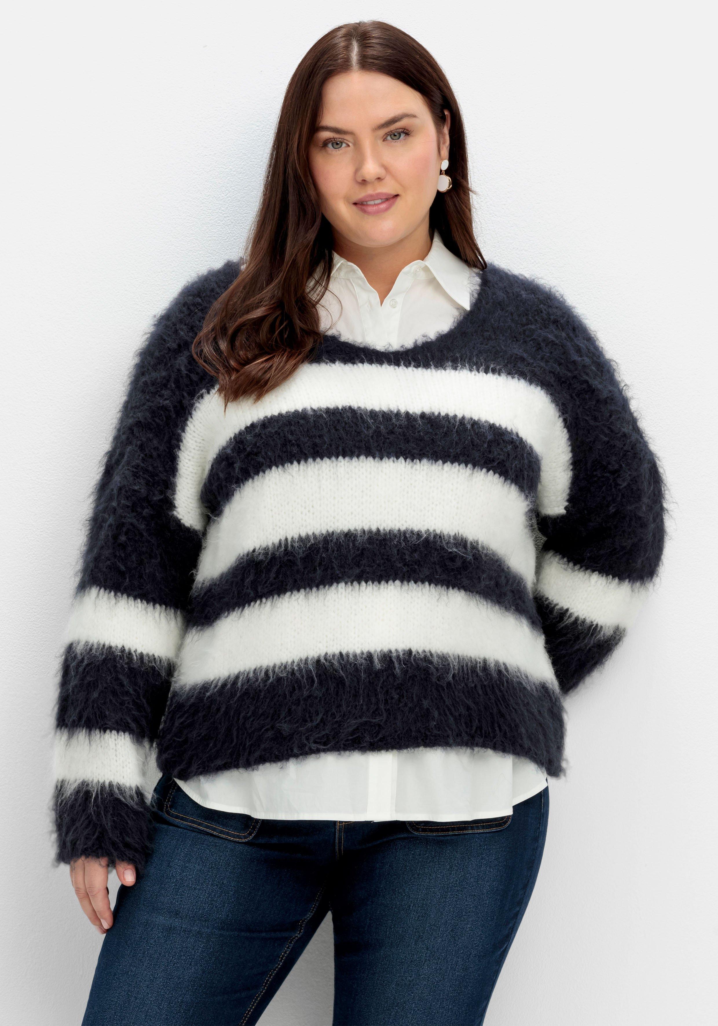 Strickpullover mit Blockstreifen, in flauschiger Qualität