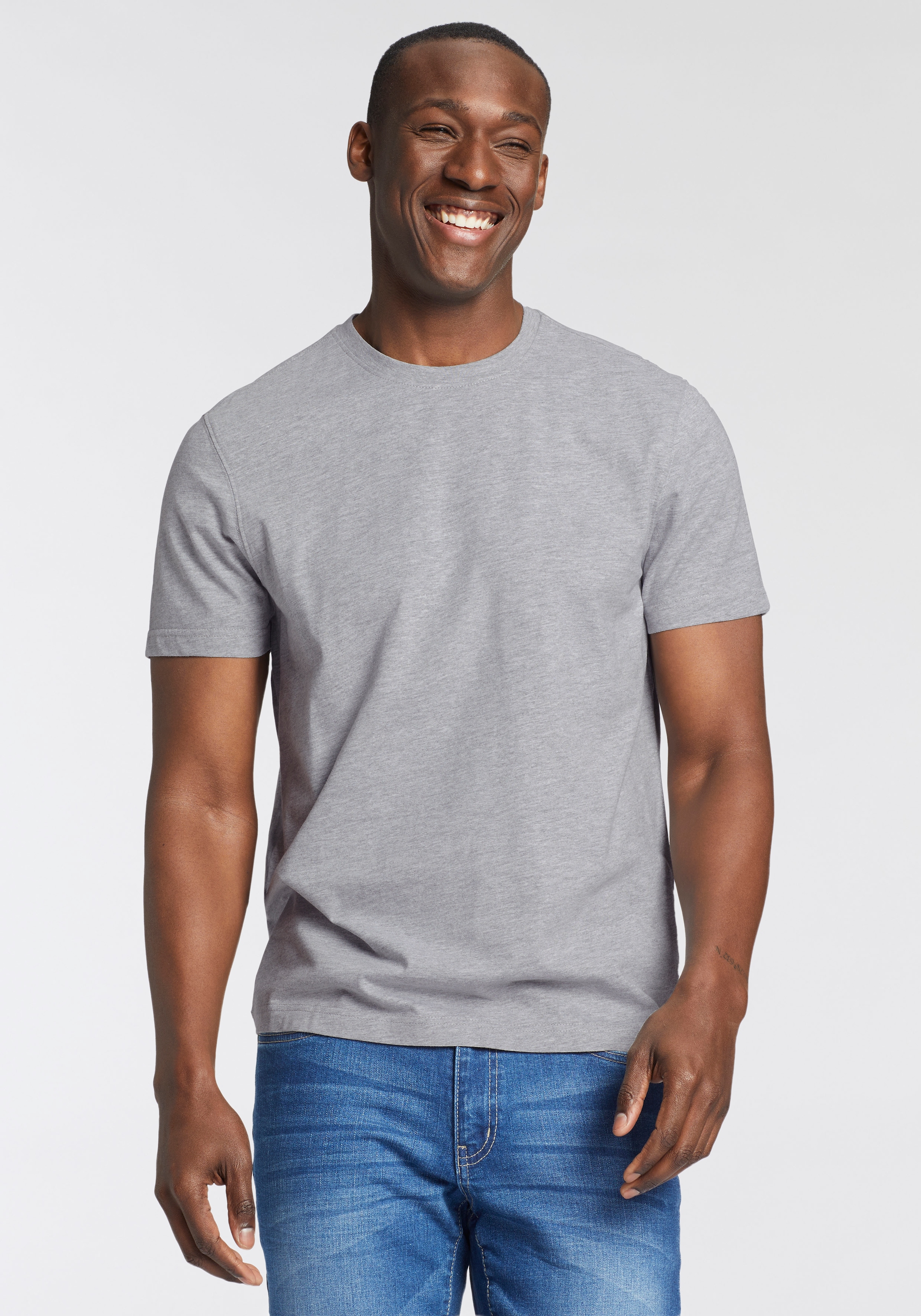 Man's World Rundhalsshirt, 6 Stk. Kurzarm,  unifarben,  Rundhals,  aus Baumwolle,
