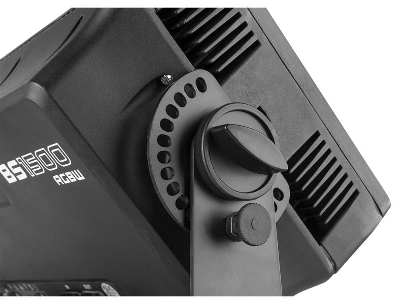 BeamZ Pro Stroboskop BS1500 Stroboskop, Flutlicht und Blinder in einem Gerät