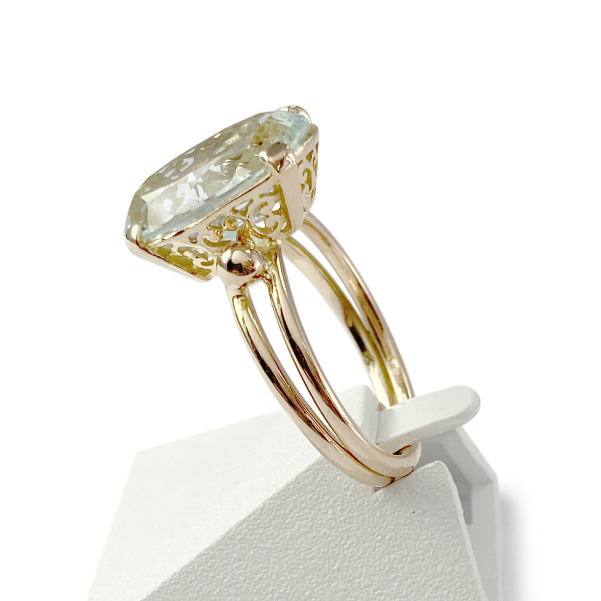 Bague d'occasion or 750 jaune aigue marine