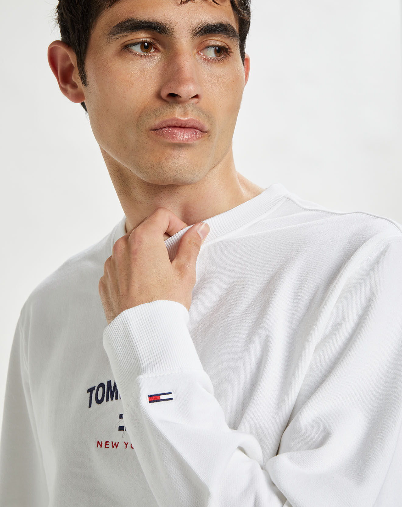 Tommy Jeans Sweat 100% Coton Bio timeless logo crew blanc