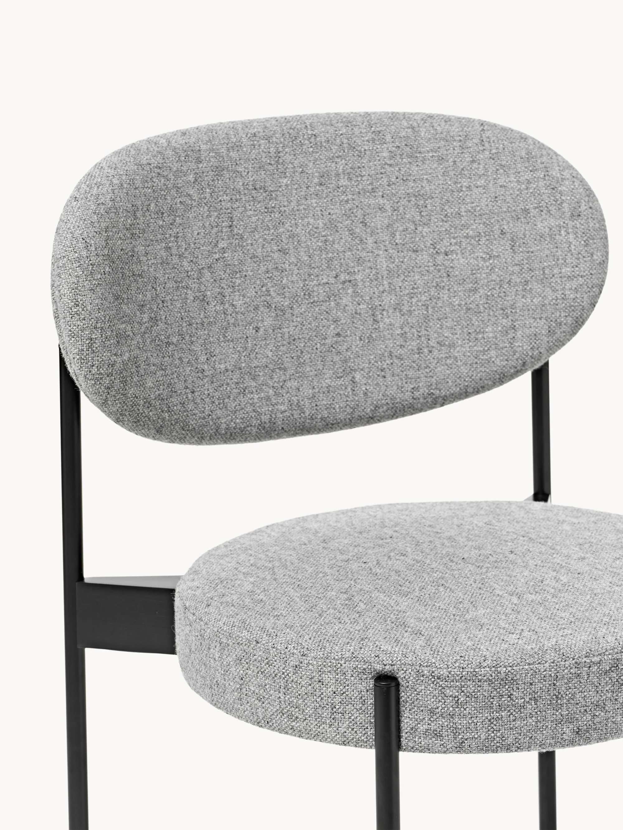 Gestoffeerde stoel Series 430 van wol, design Verner Panton