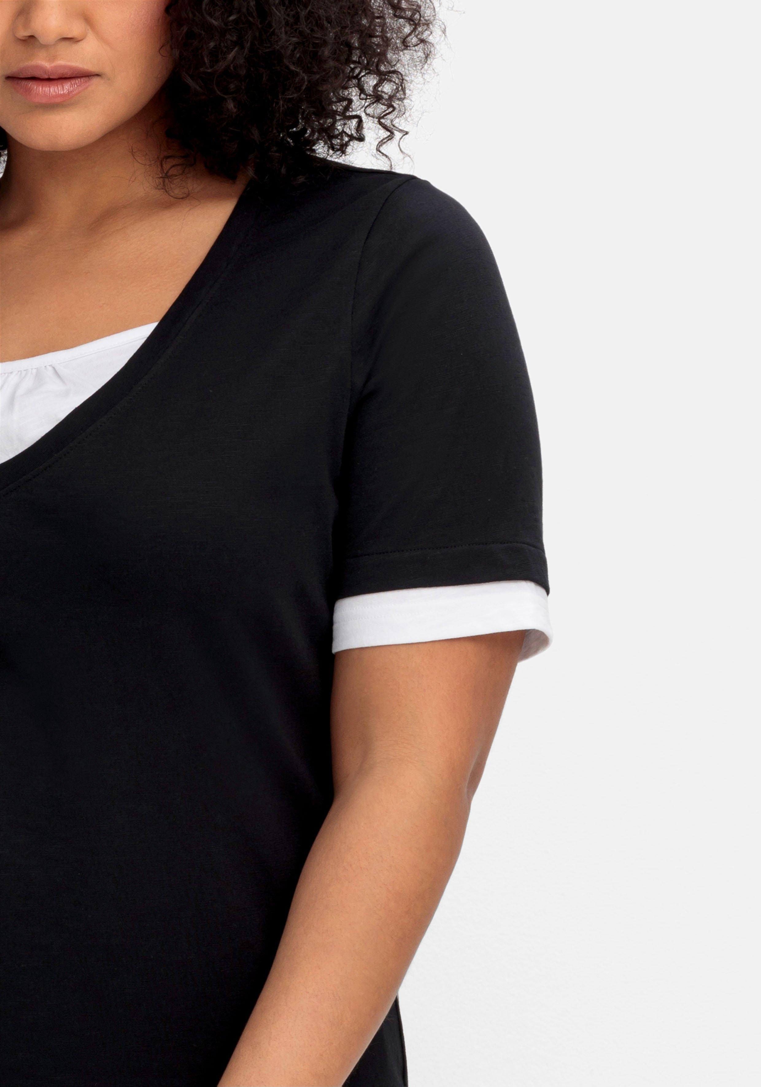 Jerseyshirt in 2-in-1-Optik, mit V-Ausschnitt