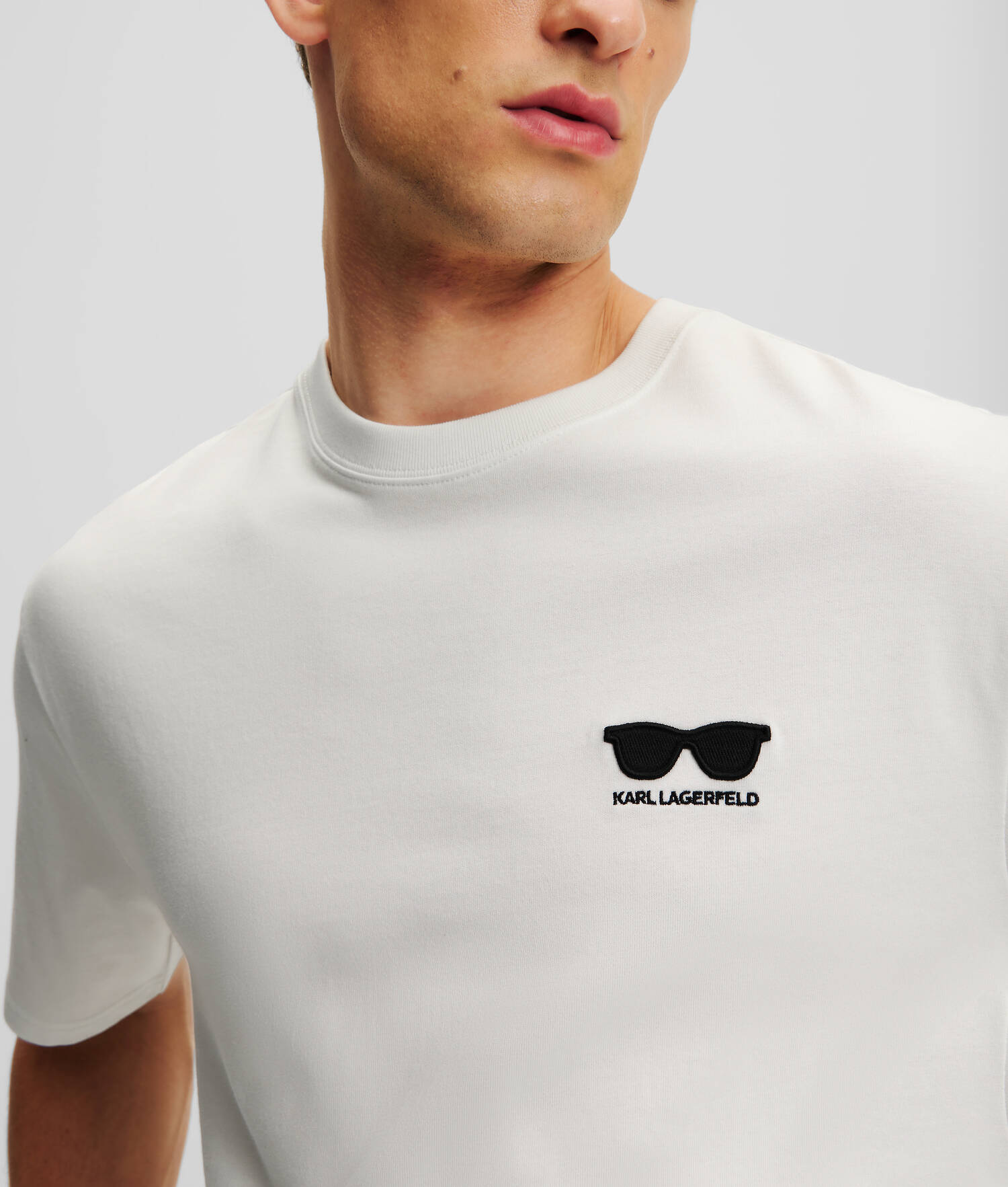 T-SHIRT LUNETTES DE SOLEIL