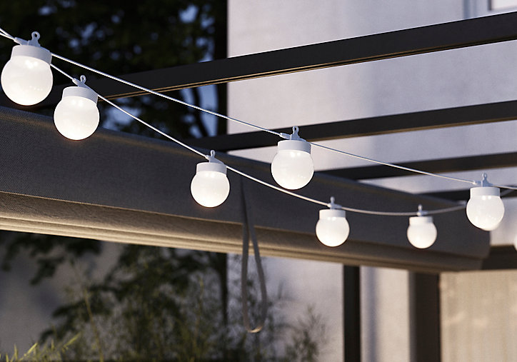 Guirlandes lumineuses LED intégrée Magliano 10 boules IP44 GoodHome blanc 12m