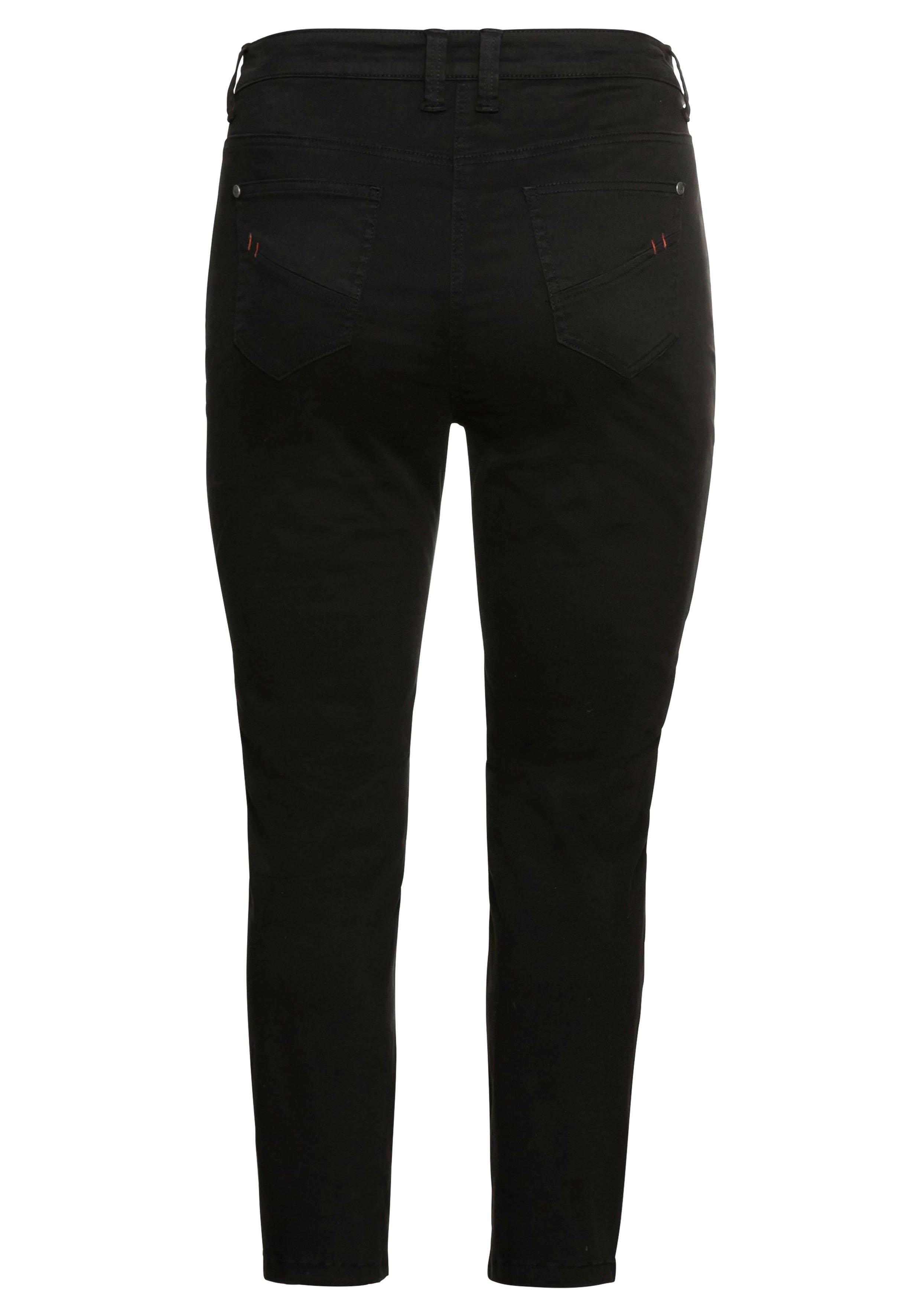 Schmale Stretchhose in Twill-Qualität