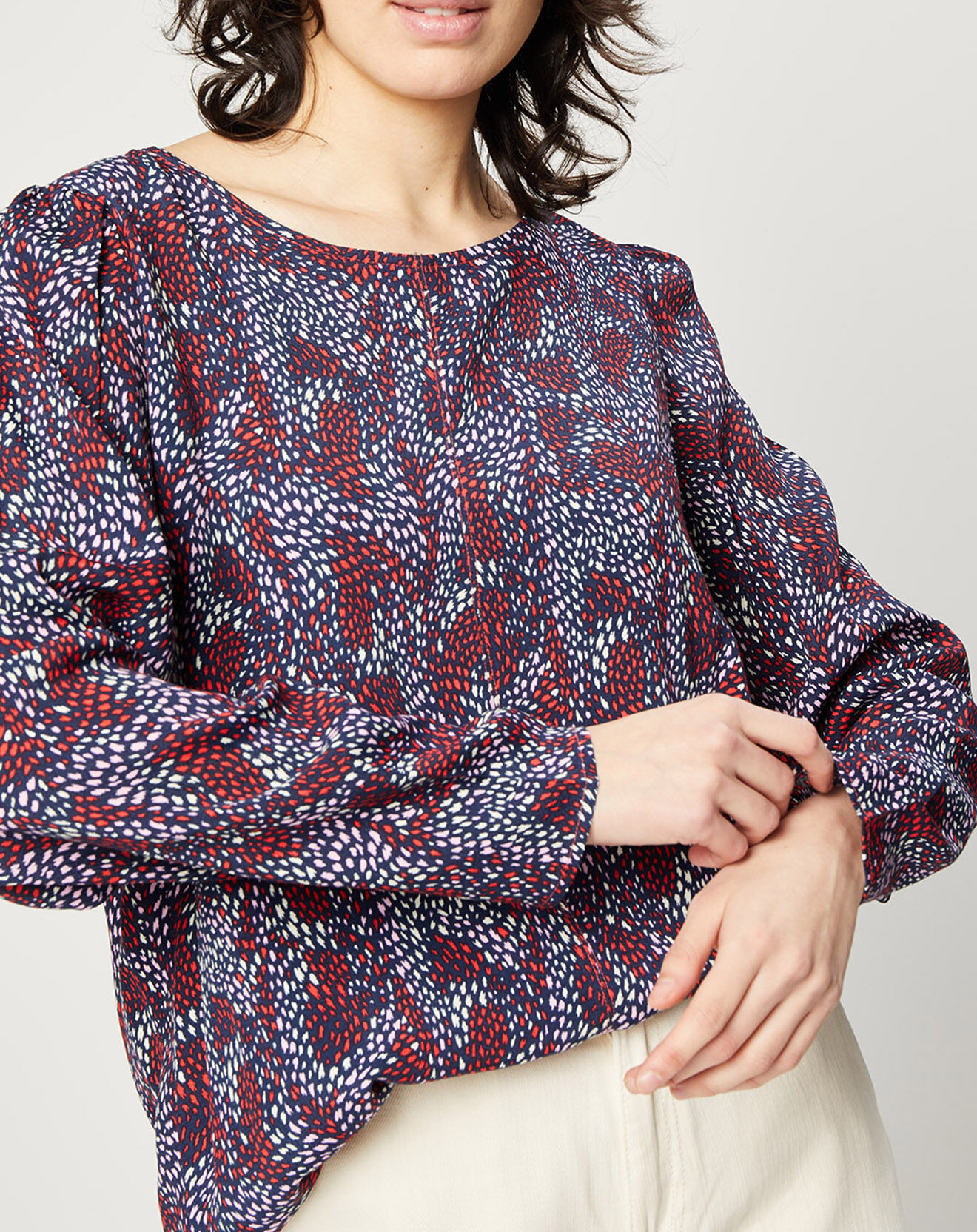 Esprit Blouse fluide à manches bouffantes motifs prune/bleu