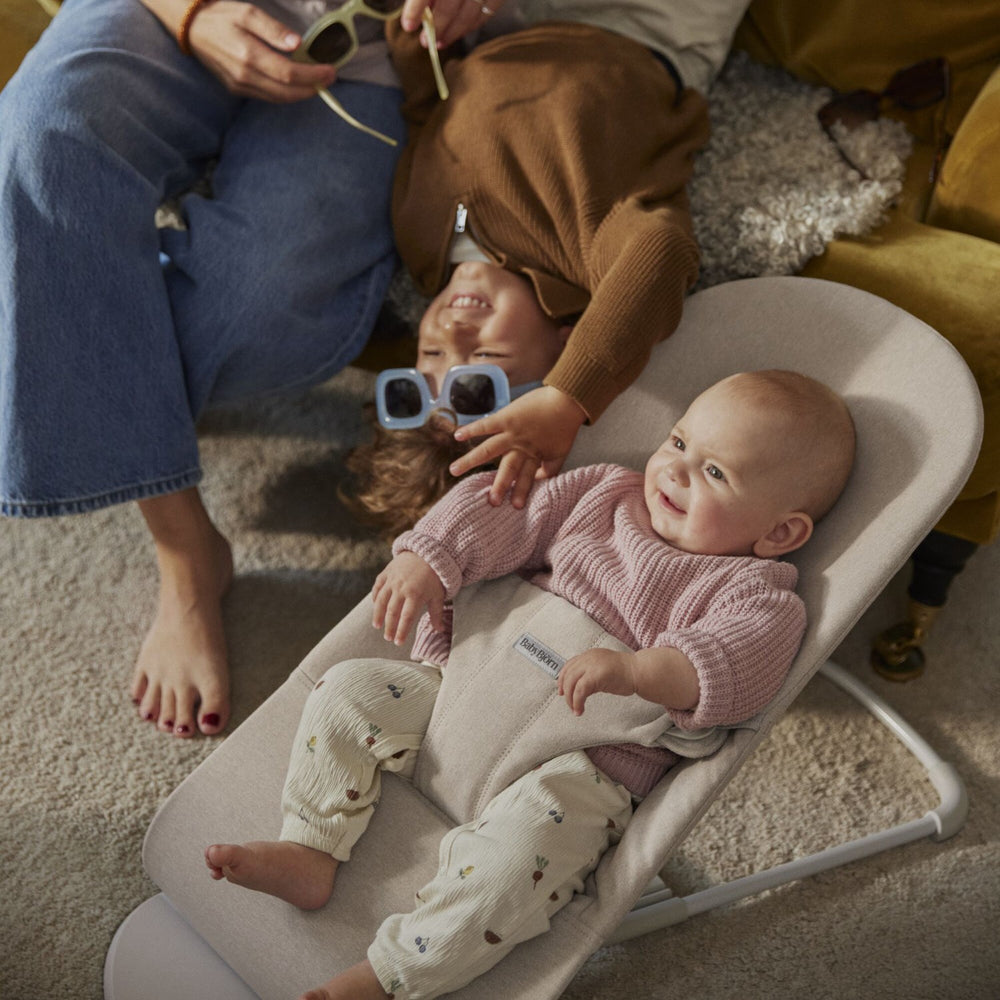 Køb BabyBjörn Light Beige Skråstol Bliss - Vævet Mélange