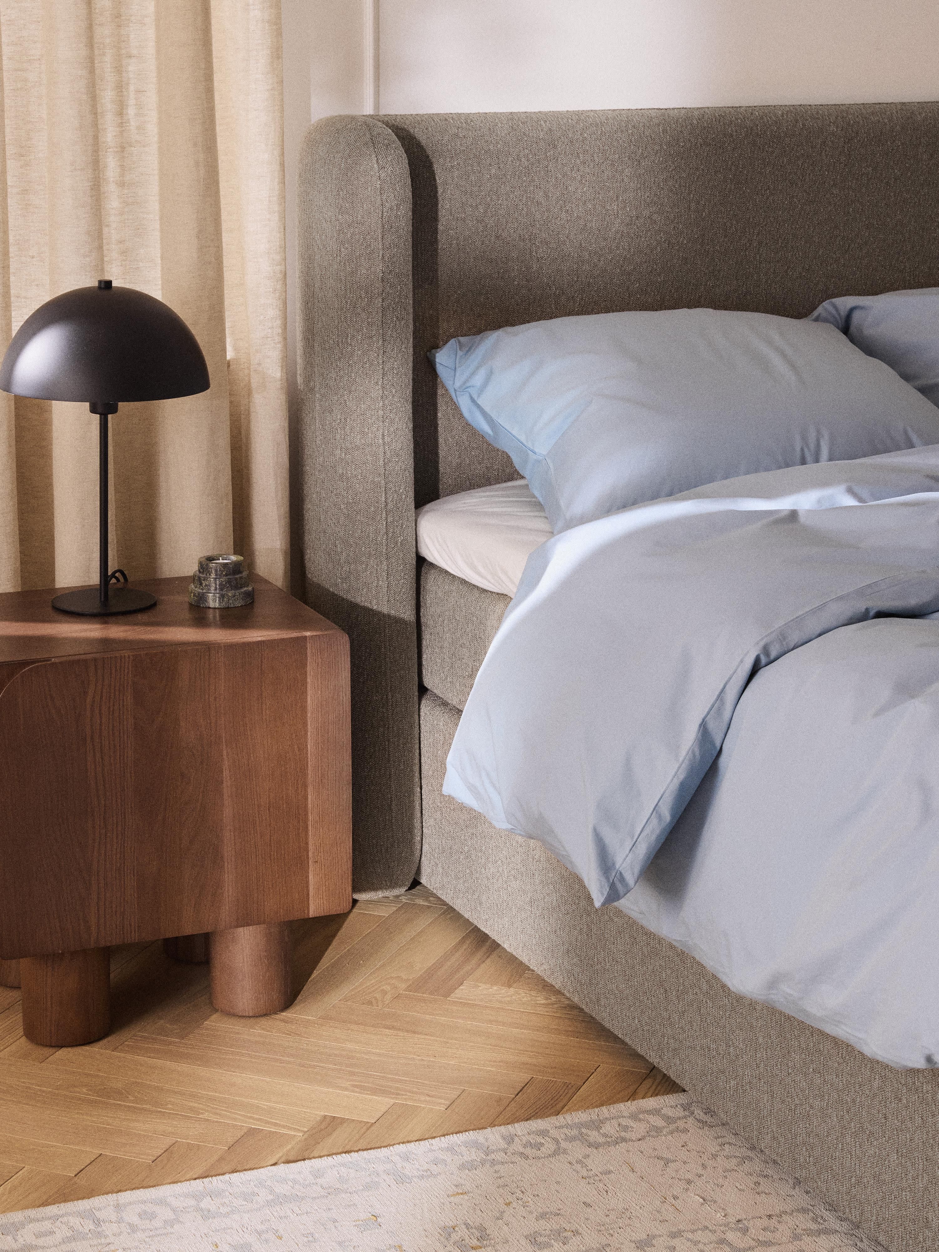 Bouclé boxspring bed Perla