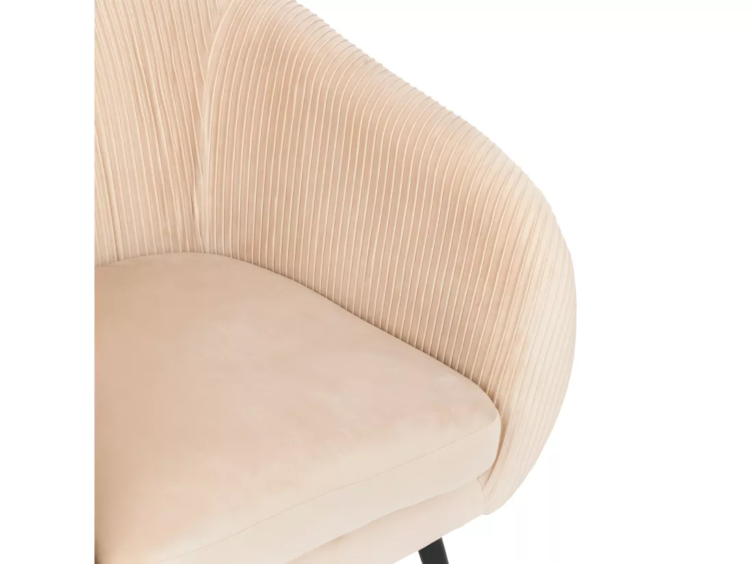 Fauteuil en Velours Beige plissé et pieds en métal noir