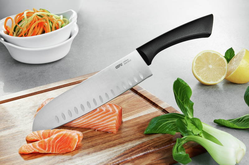 GEFU Santokumesser mit Kullenschlif