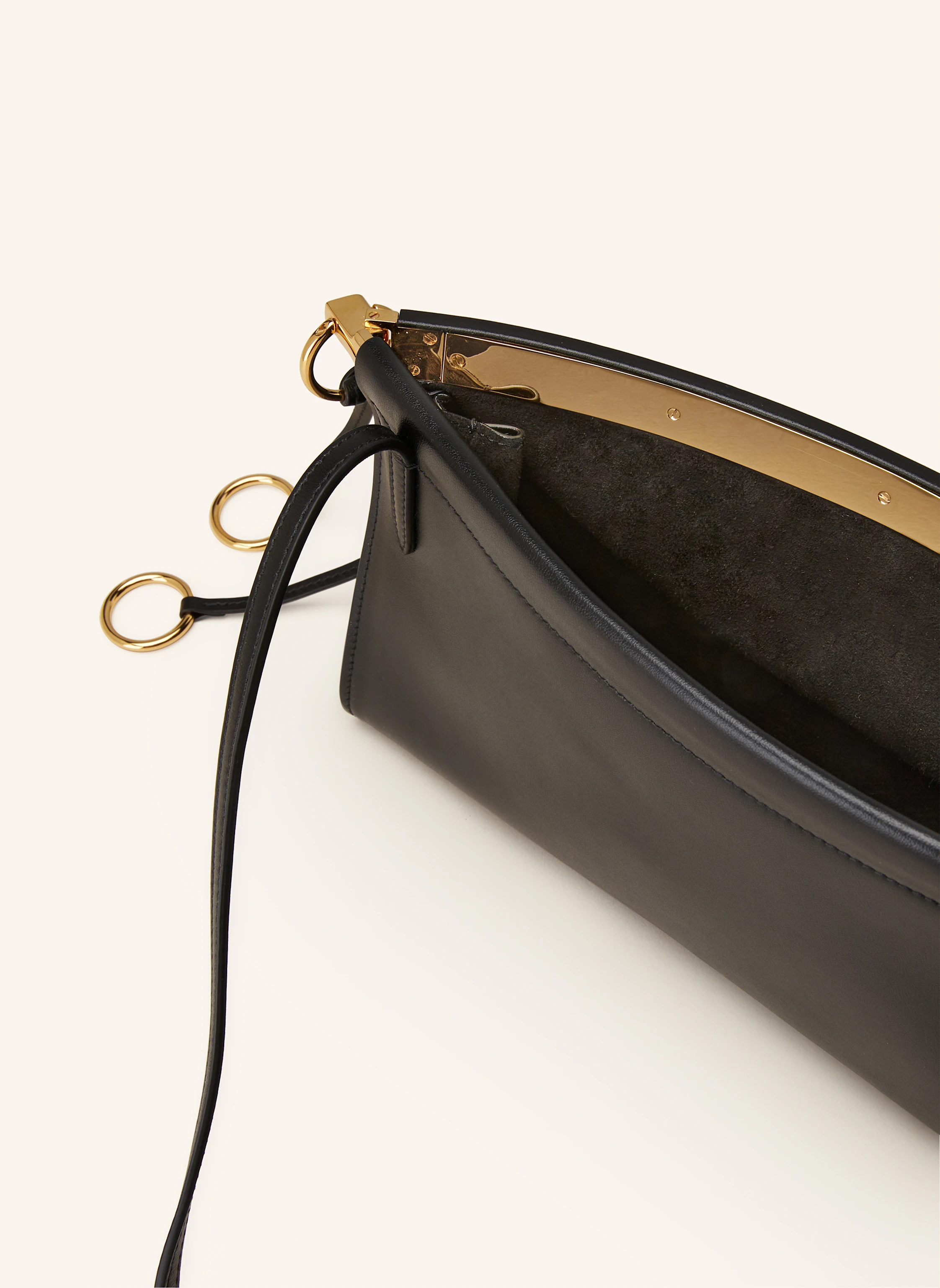 ALAÏA Schultertasche EAST WEST MEDIUM