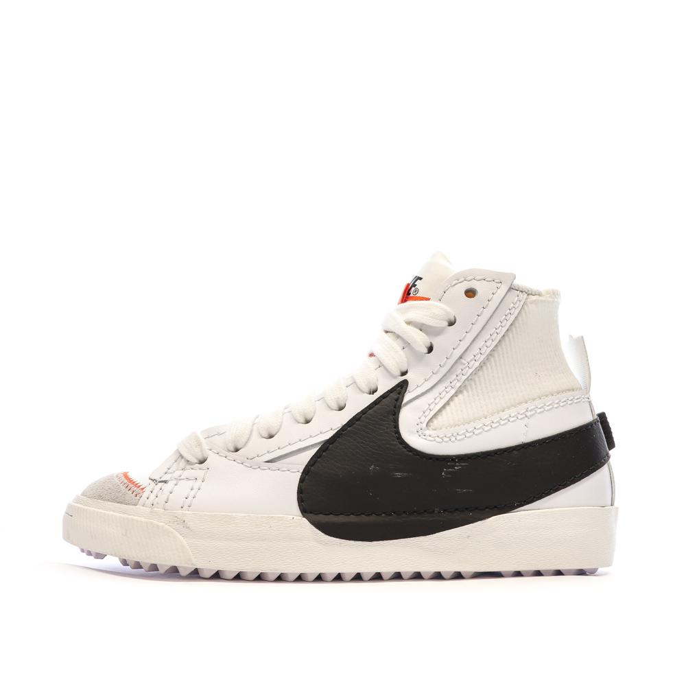 Nike Baskets Blanches/Noires Femme Nike Blazer77