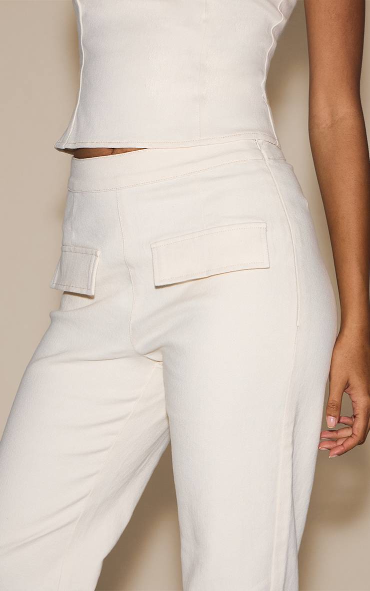 Ecru Jean Droit En Denim Stretch Écru Avec Détails De Poches