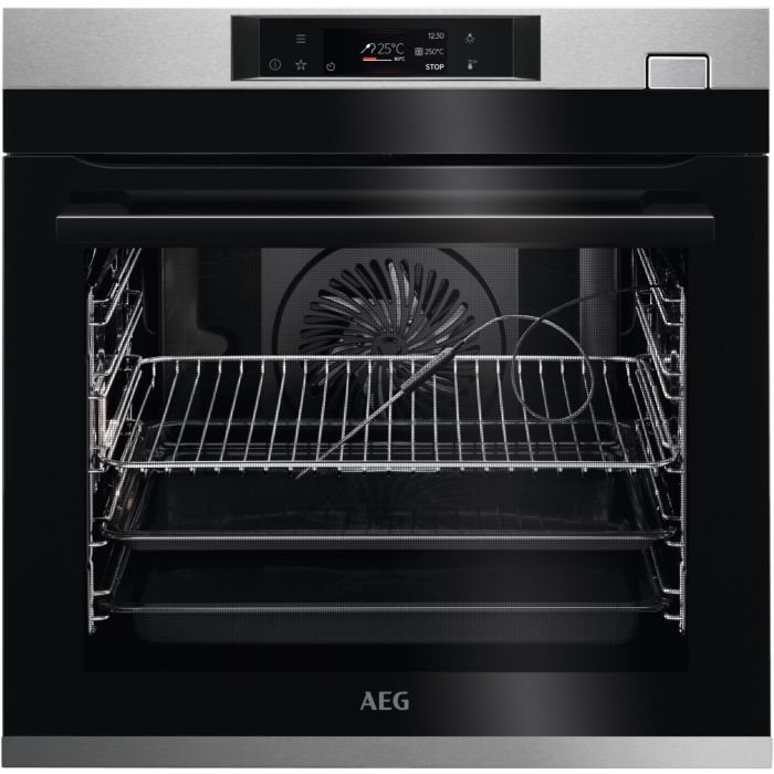 AEG Backofen mit Dampfgarer und Teleskopauszug BF77822V3