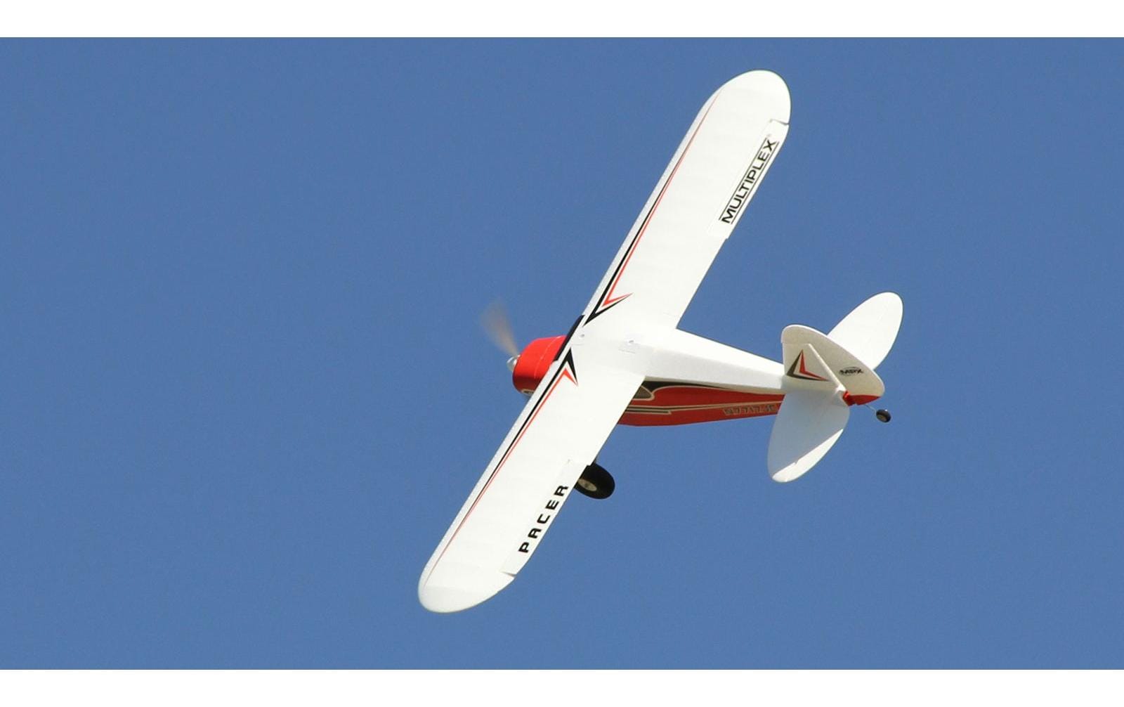 Trainer Pacer RR 1150 mm PNP<br>Einsteigerfreundliches 4-Kanal Motorflugzeug