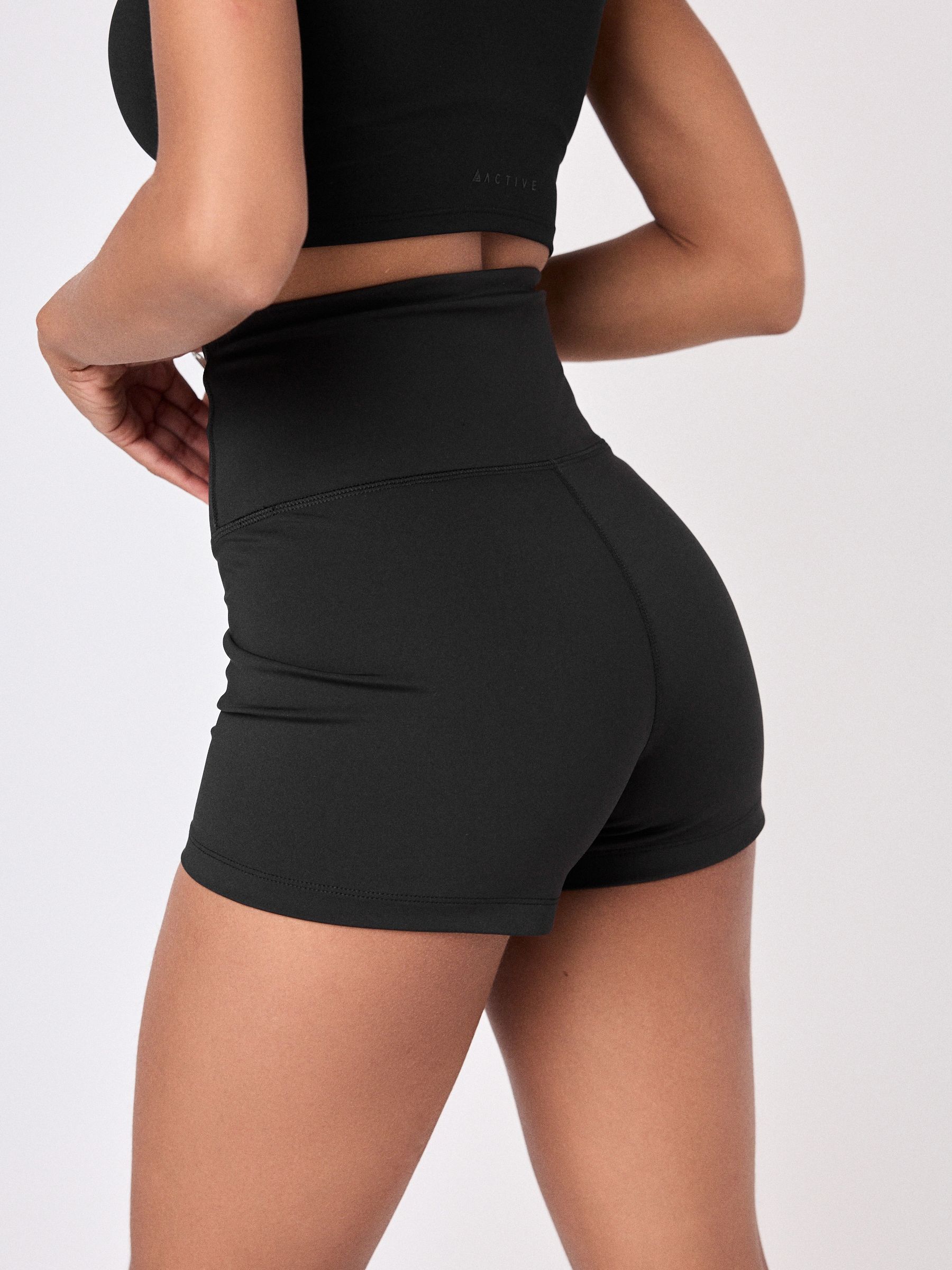 Zwart - Active fietsbroek met kortere lengte