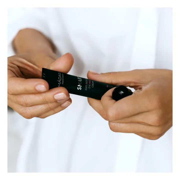 MÁDARA Crème yeux hydratante anti-fatigue Smart - 15 ml