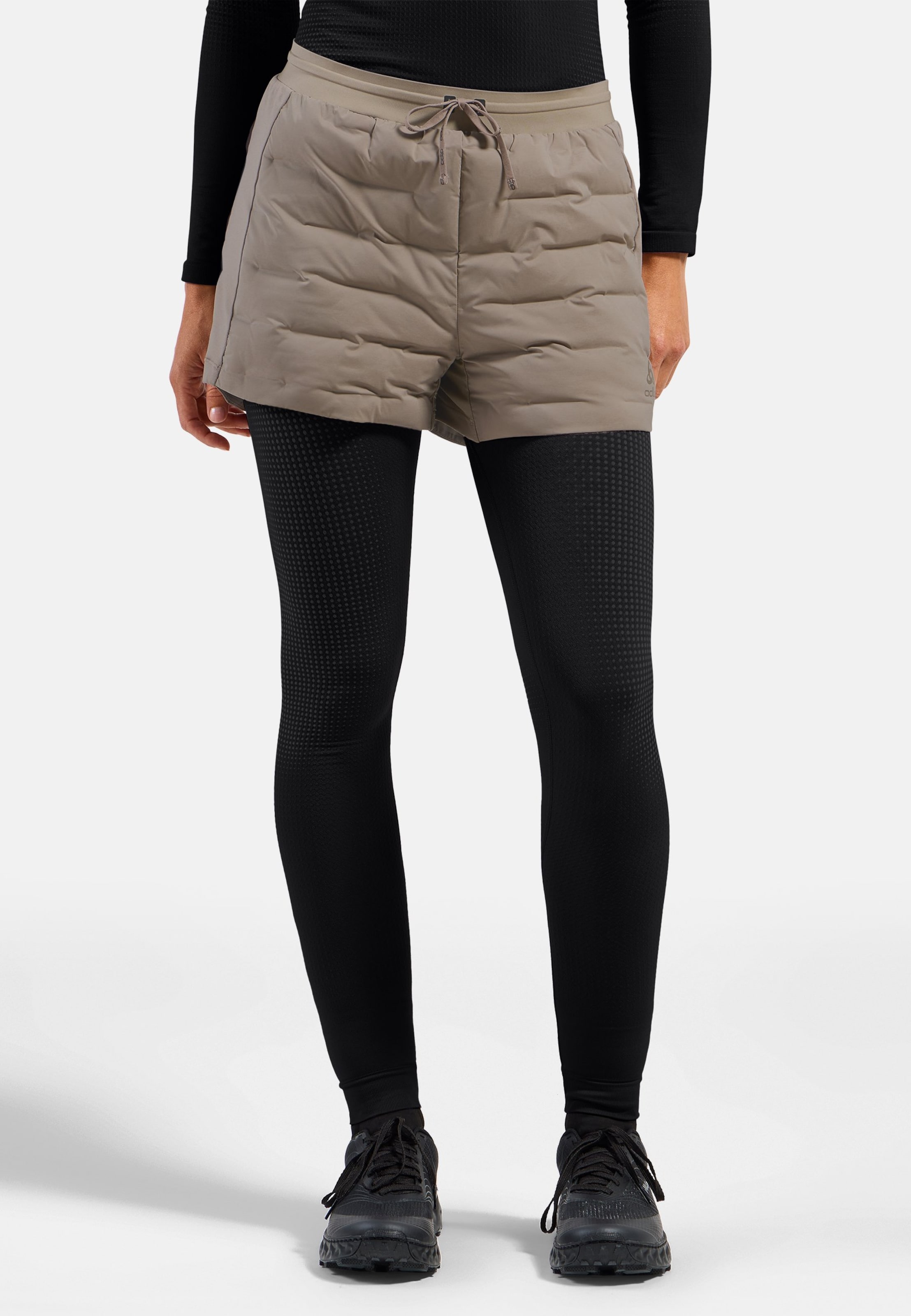 Zeroweight Insulator Shorts in cinder