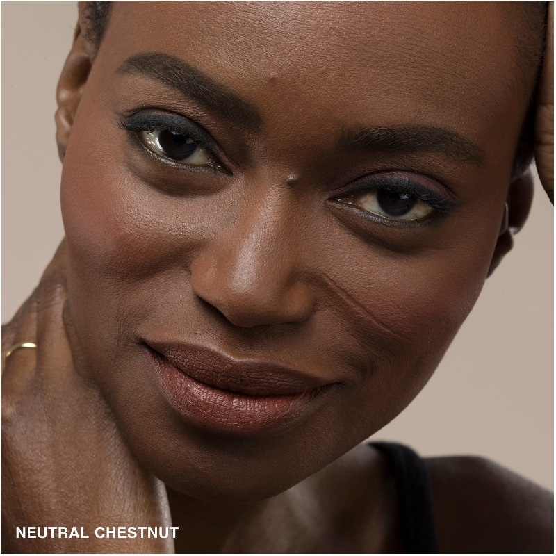 Bobbi Brown Skin Long-Wear Weightless Foundation SPF 15 - 30 ml - Neutral Chestnut