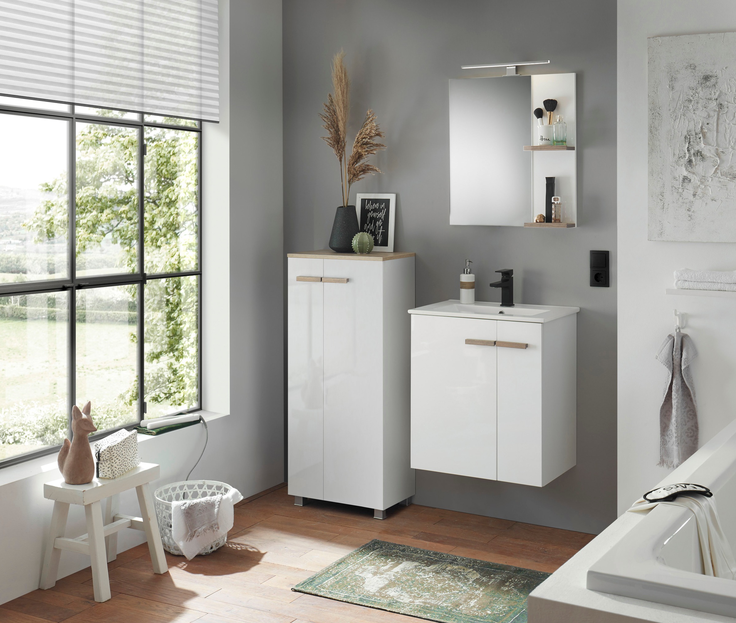 PLACES OF STYLE Midischrank »SOLiD, Badschrank im modernen Design, Schrank mit Holzgriffen« in zwei Farben verfügbar, mit Stauraum, stehend o. hängend montierbar