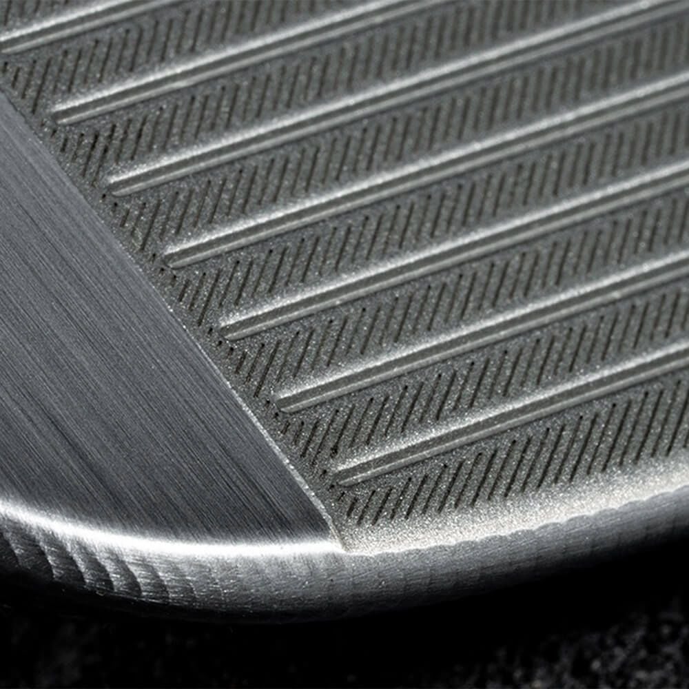 Milled Grind 4 Wedge Svart