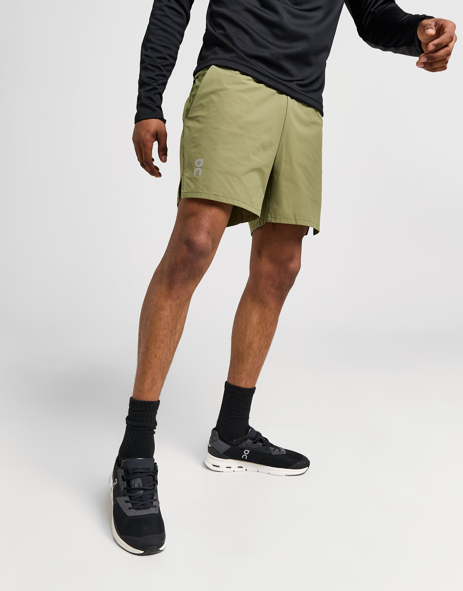 On Running Short Essential Homme