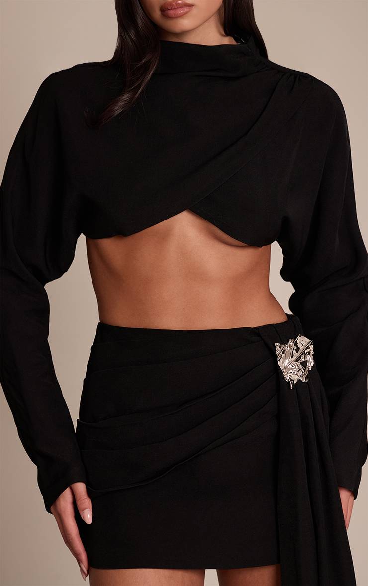 Noir Haut Court Croisé À Manches Longues En Tissu Tissé Premium