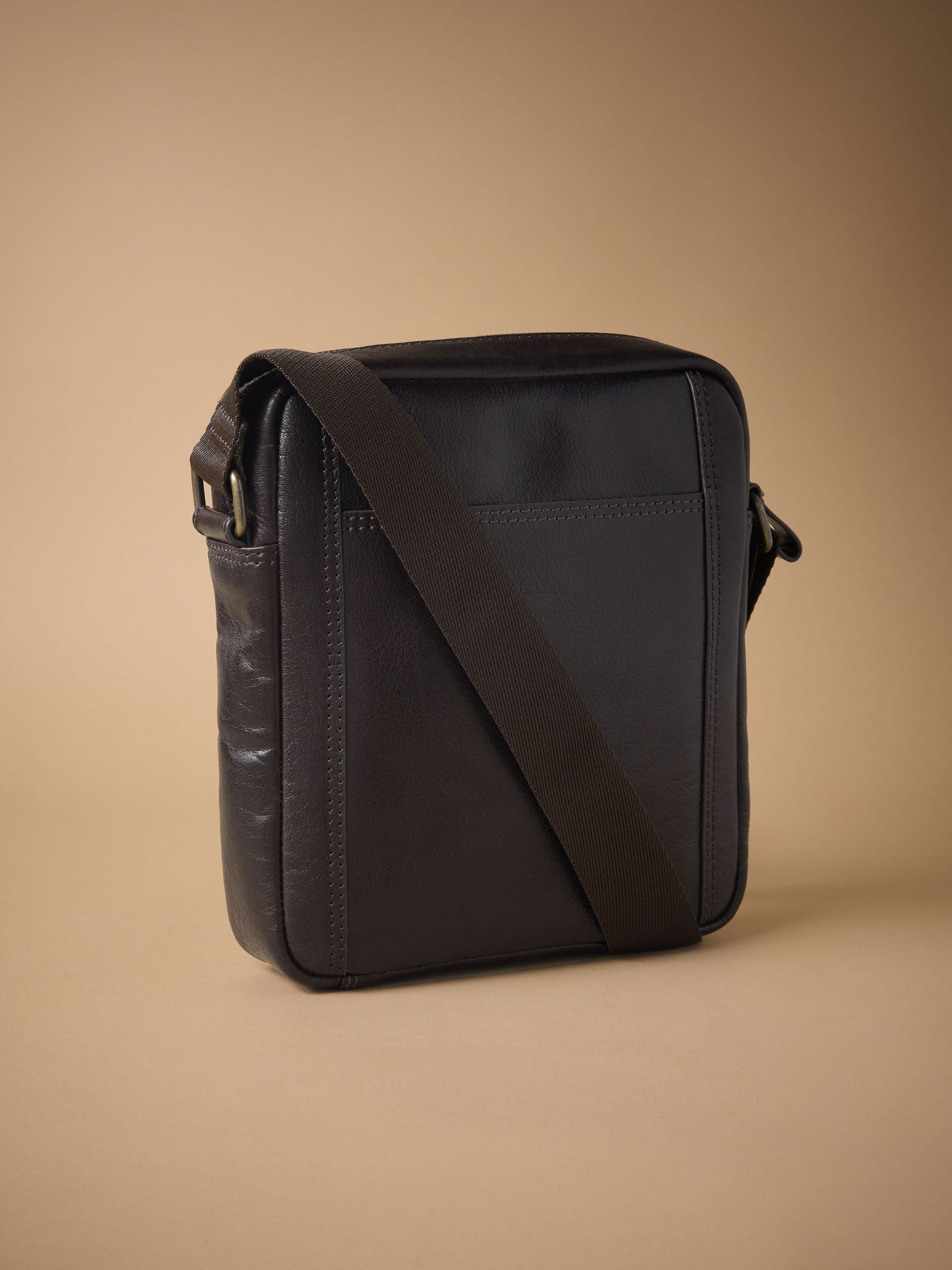 Bruin - Signature Cross-Body Bag
