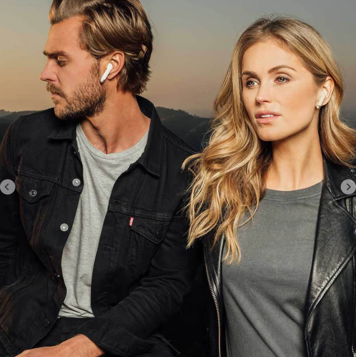 Air 1 Plus Earbud Bluetooth Kopfhörer True Wireless Headset mit Ladecase (1651) - Schwarz