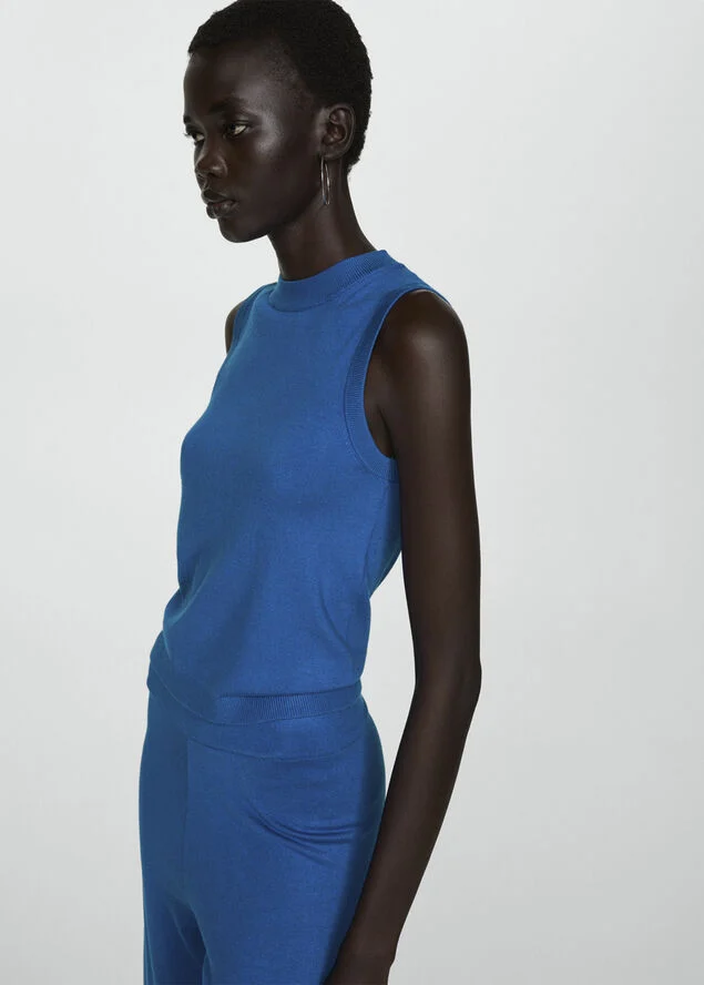 MANGO Knitted top with wide straps 53