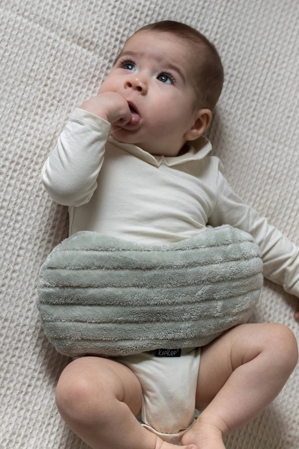 Perfect voor kleine baby buikjesWoller warmtekussen Deluxe Pale green