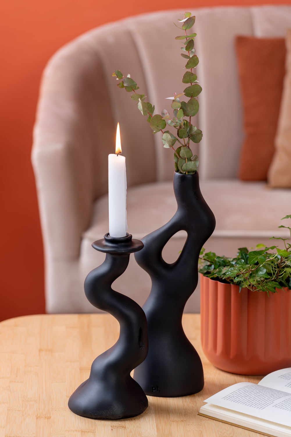 Vase Organic Swirls polyresin black