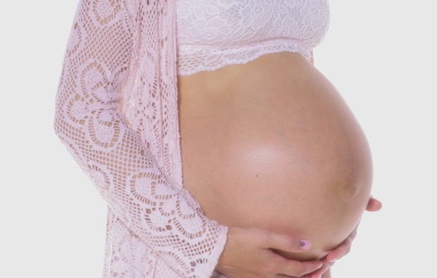 Babybauch Fotoshooting Frankfurt