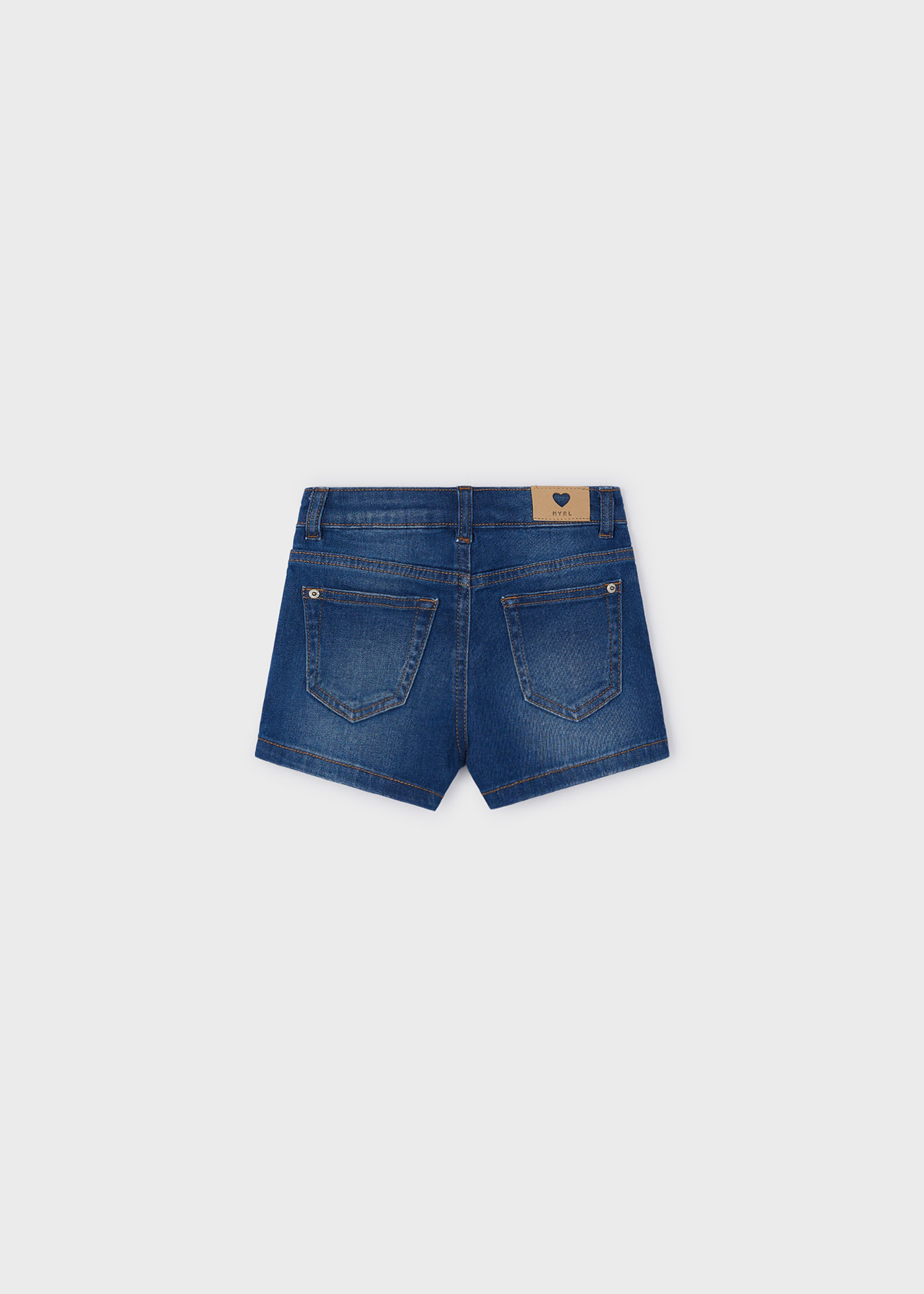Shorts jeans femininos com lavagem ecológica