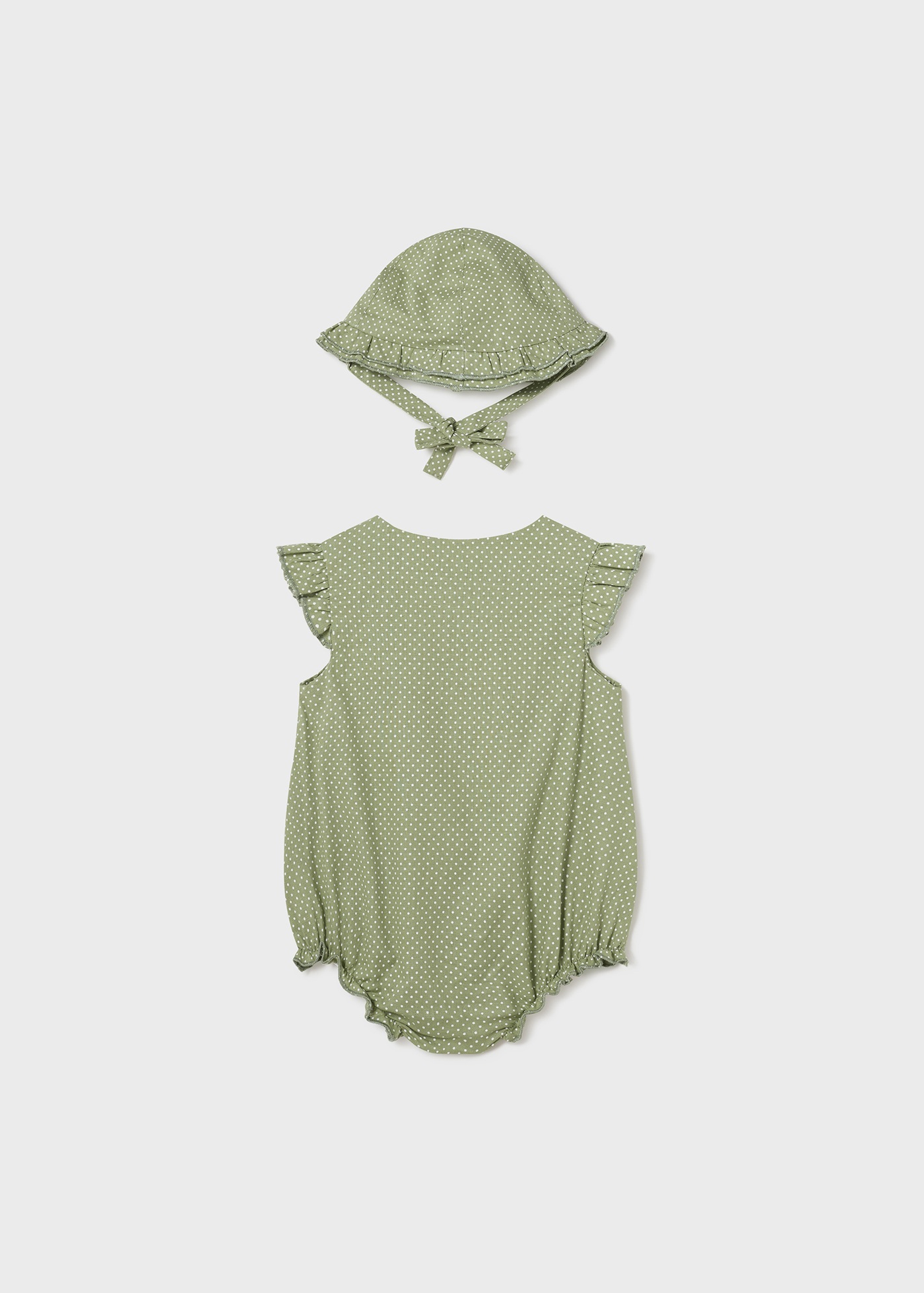 Macacão de linho rosa bebê com gorro