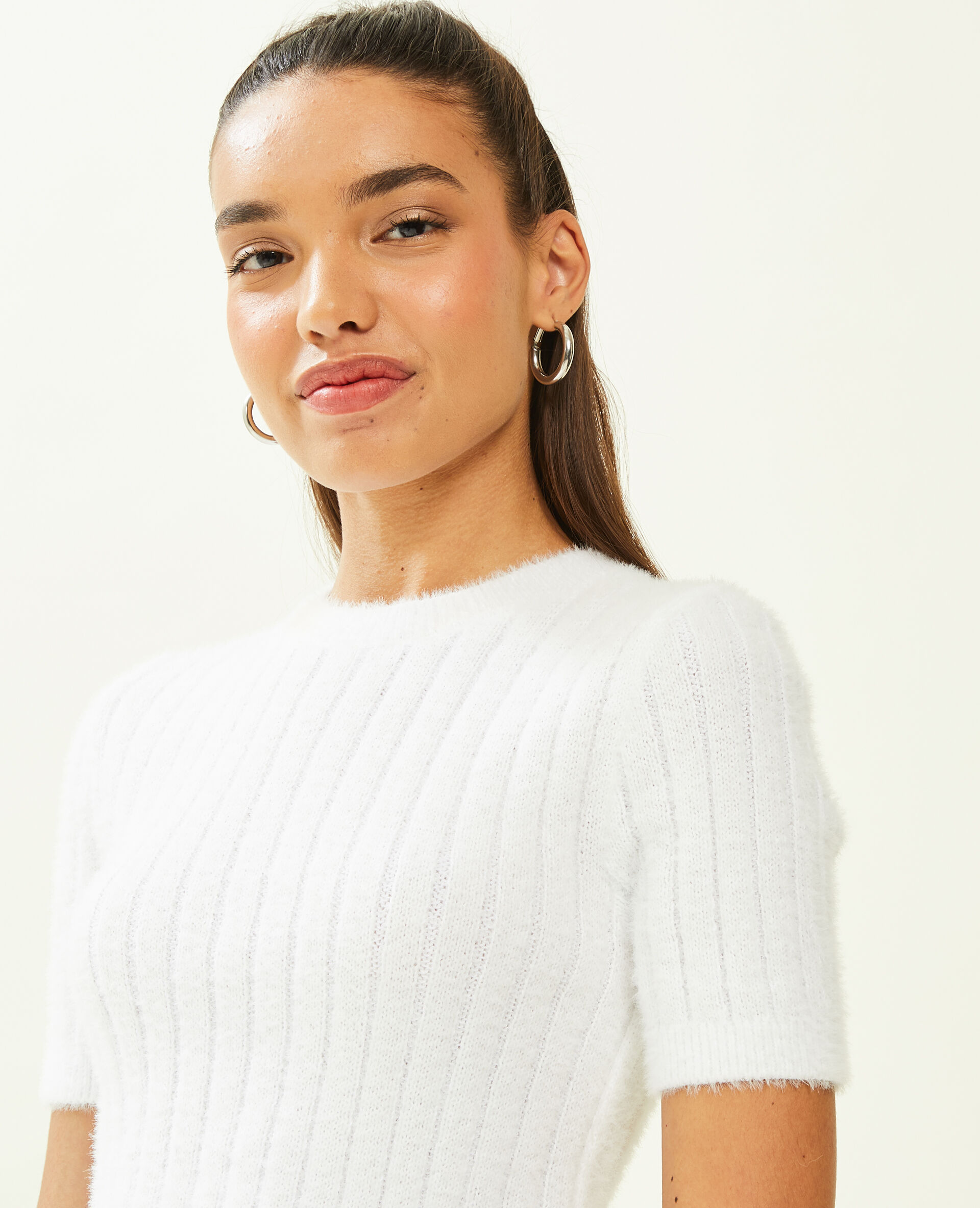 Pull duveteux à manches courtes - Blanc