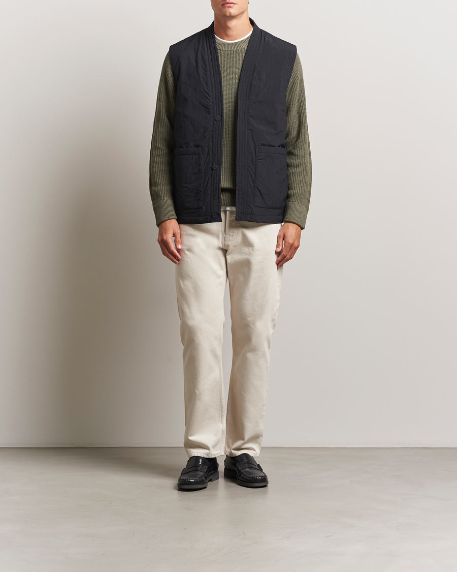 NN07 Yuki Padded Vest Black