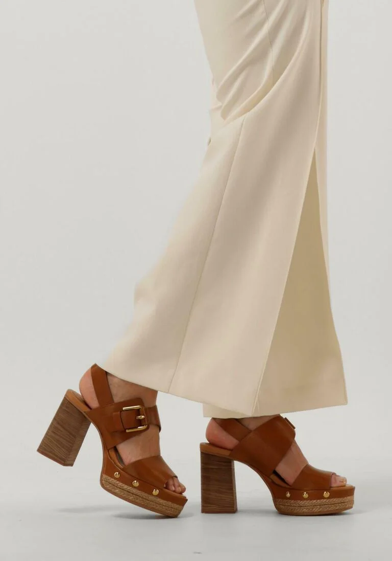 SEE BY CHLO\u00C9 cognac see by chlo&eacute; sandalen fibbia clog