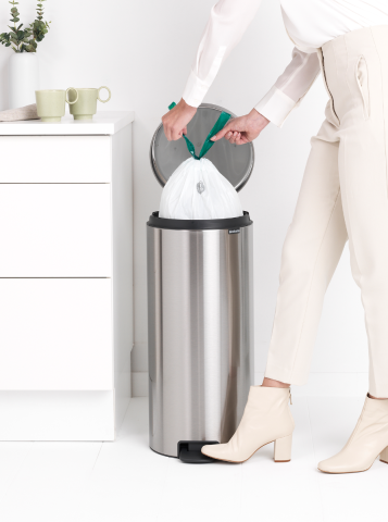 NewIcon Pedaalemmer, 30 liter, kunststof binnenemmer - Matt Steel Fing