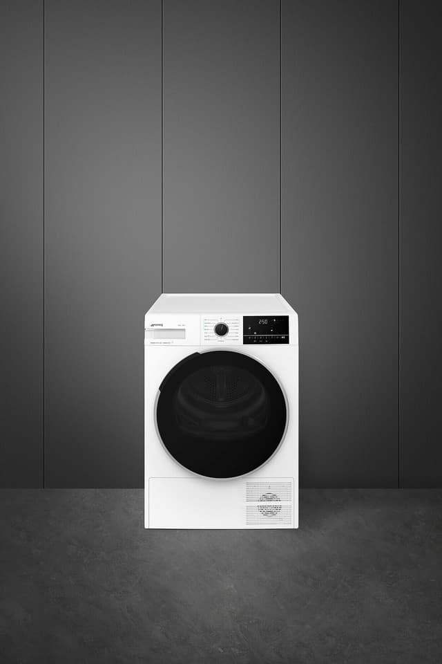 Smeg Tørretumbler DNP82SEIN